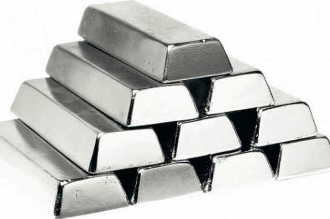 Sắc xanh bao phủ toàn bộ mặt hàng kim loại trong phiên 5/7