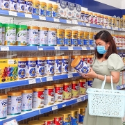 San sẻ khó khăn với cộng đồng - 1 trong 3 mục tiêu của Vinamilk trong mùa dịch