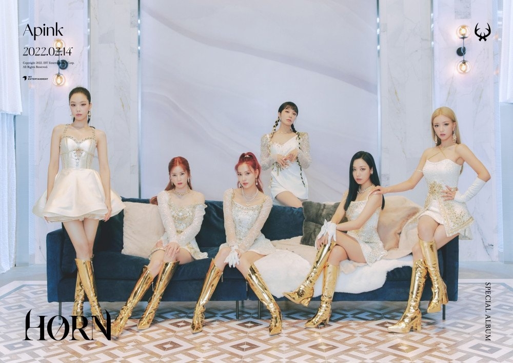 Sao Hàn ngày 4/2/2022: Dawn cầu hôn HyunA sau 6 năm hẹn hò?