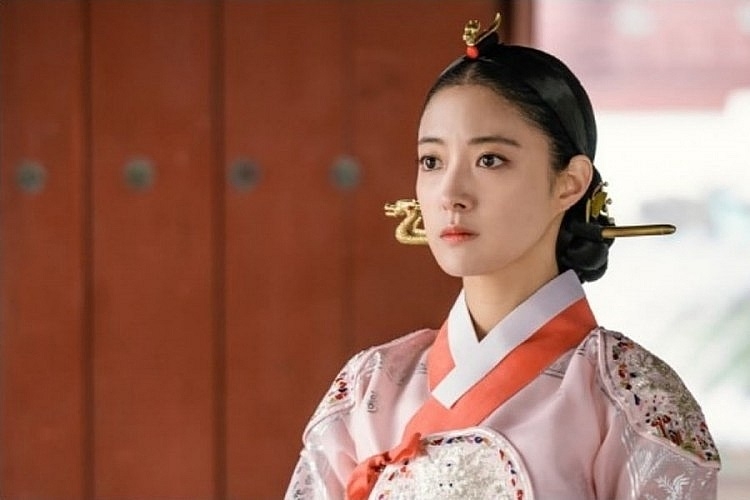 Bất ngờ với 5 màn “dậy thì thành công” của các mỹ nữ hàng đầu xứ Hàn