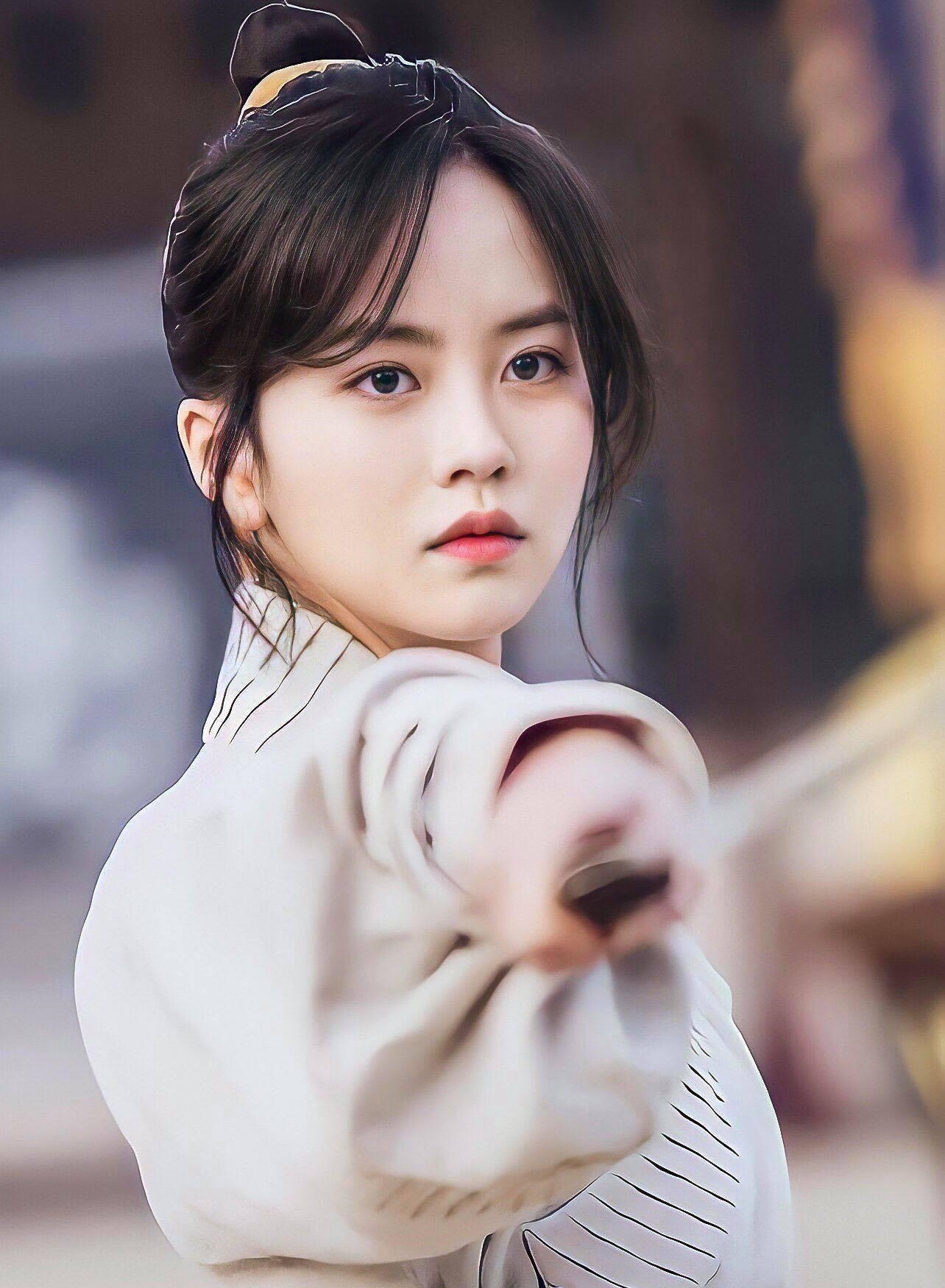 Bất ngờ với 5 màn “dậy thì thành công” của các mỹ nữ hàng đầu xứ Hàn