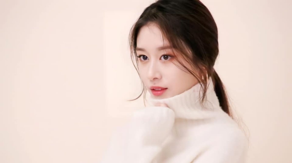Sao Hàn ngày 19/2/2022: Jiyeon (T-ARA) ký hợp đồng với công ty mới, chuẩn bị lấn sân sang diễn xuất