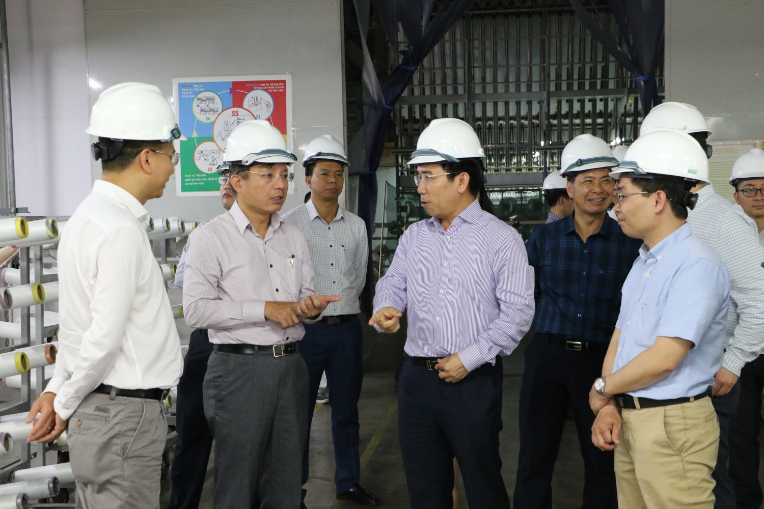 Phó Chủ tịch Ủy ban Quản lý vốn nhà nước tại doanh nghiệp làm việc với VNPOLY