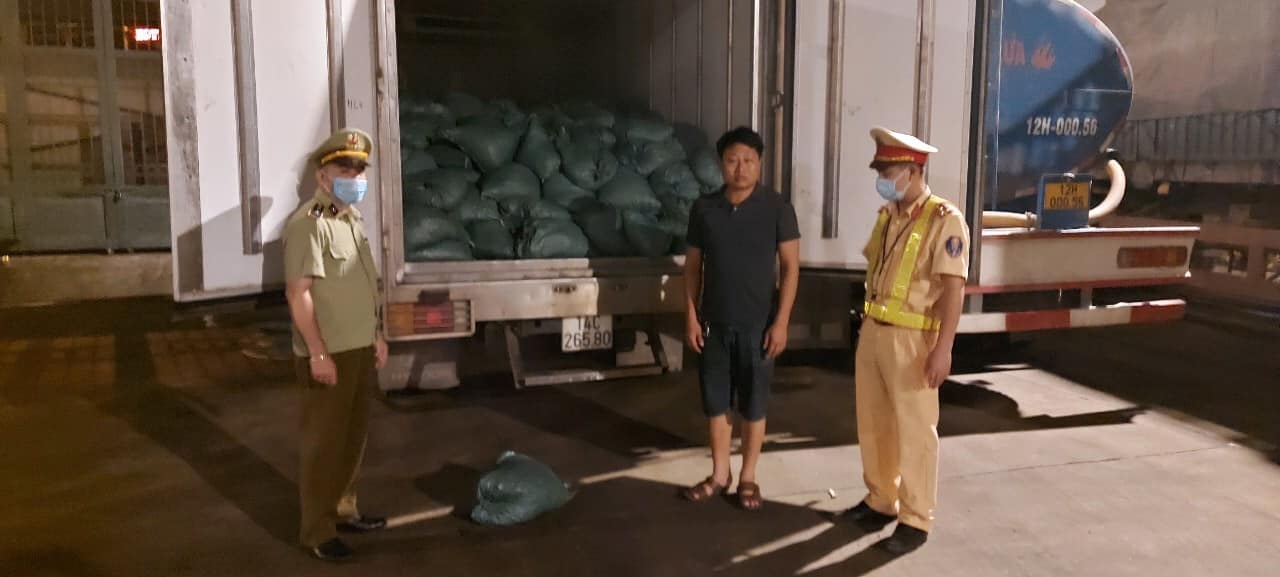 Xương chân gà cũng trở thành hàng 