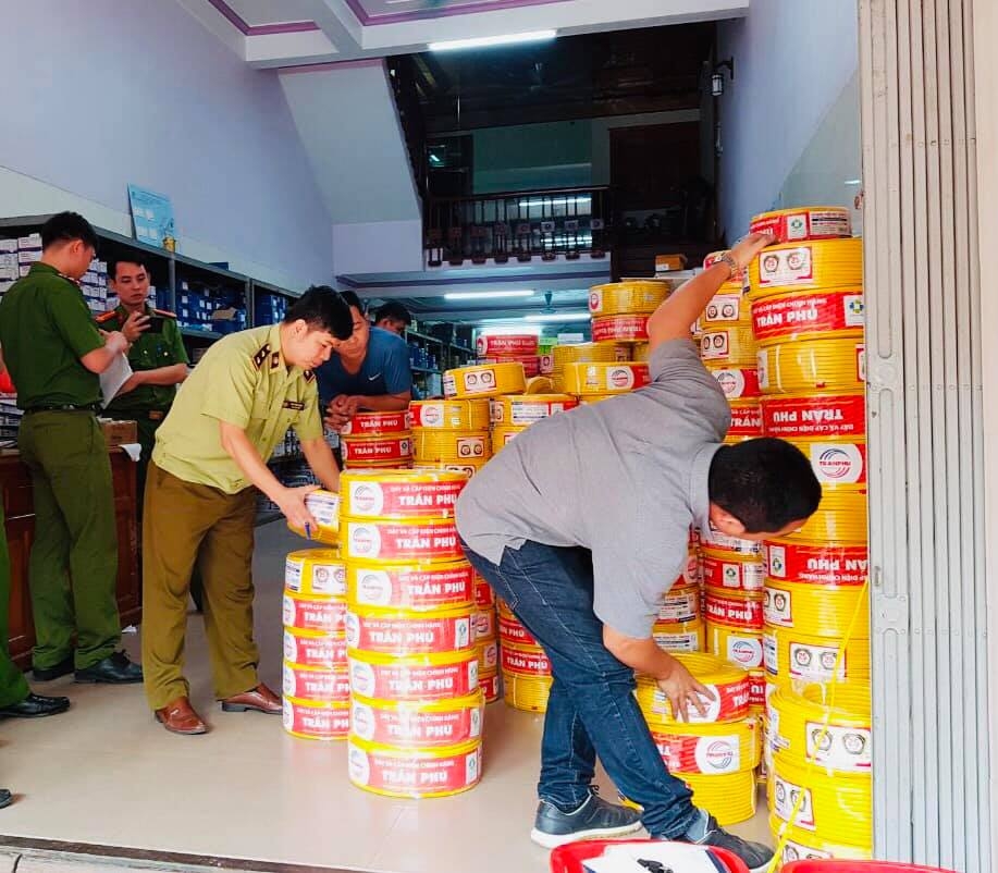 Vĩnh Phúc: Chuyển hồ sơ sang Công an xem xét hình sự vụ buôn bán dây điện Trần Phú