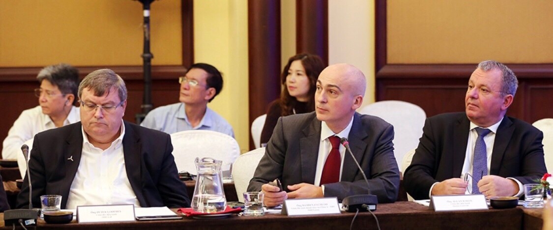 pvc ms la nha thau du an dien gio ngoai khoi lon nhat viet nam