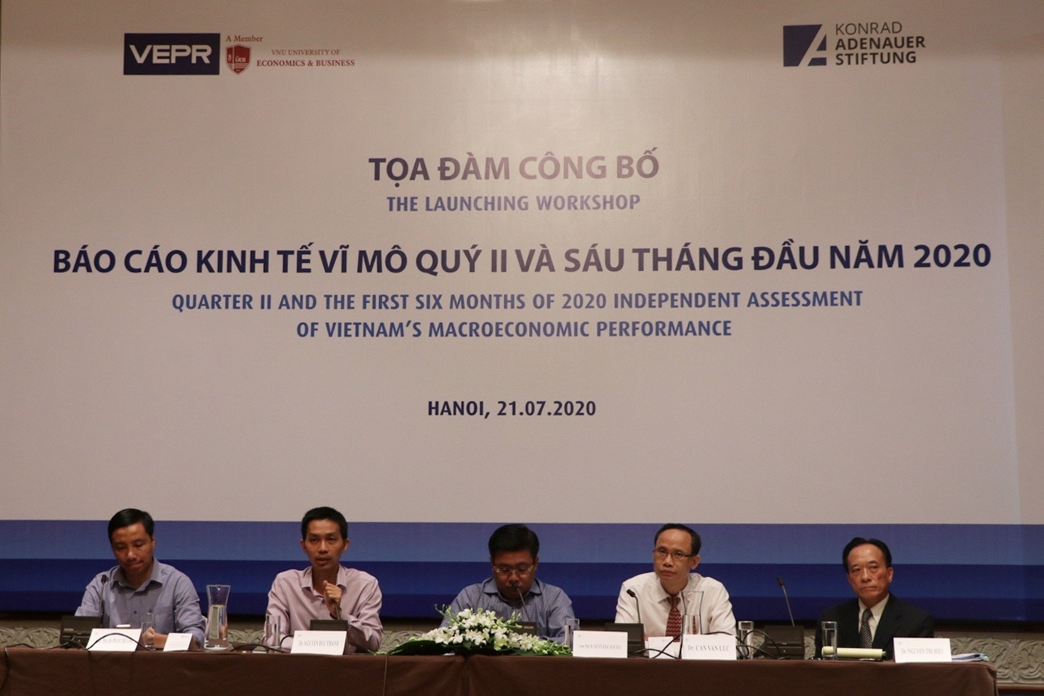 tang truong kinh te nam 2020 se duoi 4