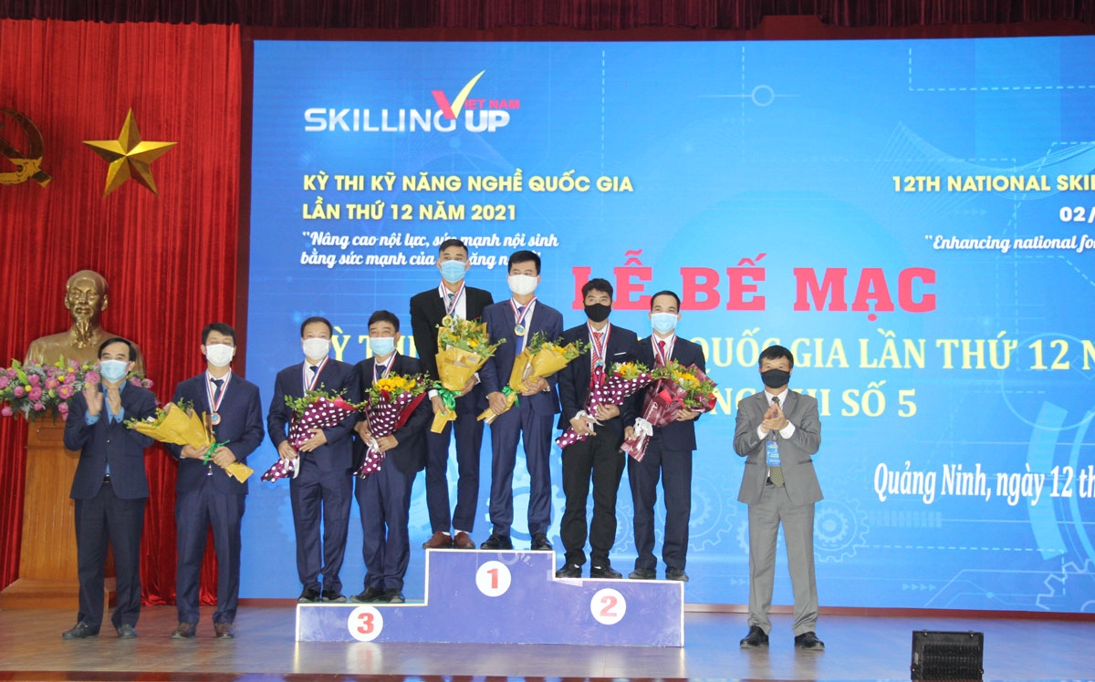 Thợ mỏ TKV đạt 18 huy chương tại Kỳ thi Kỹ năng nghề Quốc gia lần thứ 12 năm 2021