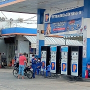 Tin tức kinh tế ngày 16/2: Bộ Công Thương thanh tra hàng loạt đầu mối xăng dầu