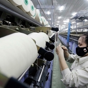 Tin tức kinh tế ngày 5/4: WB dự báo tăng trưởng GDP Việt Nam năm 2022 đạt 5,3%