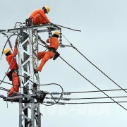 Đảm bảo cung ứng đủ điện cho SXKD và tiêu dùng của nhân dân