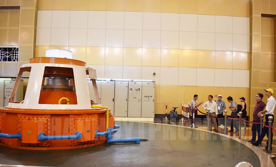 Nét đẹp trên Nhà máy thủy điện Ialy