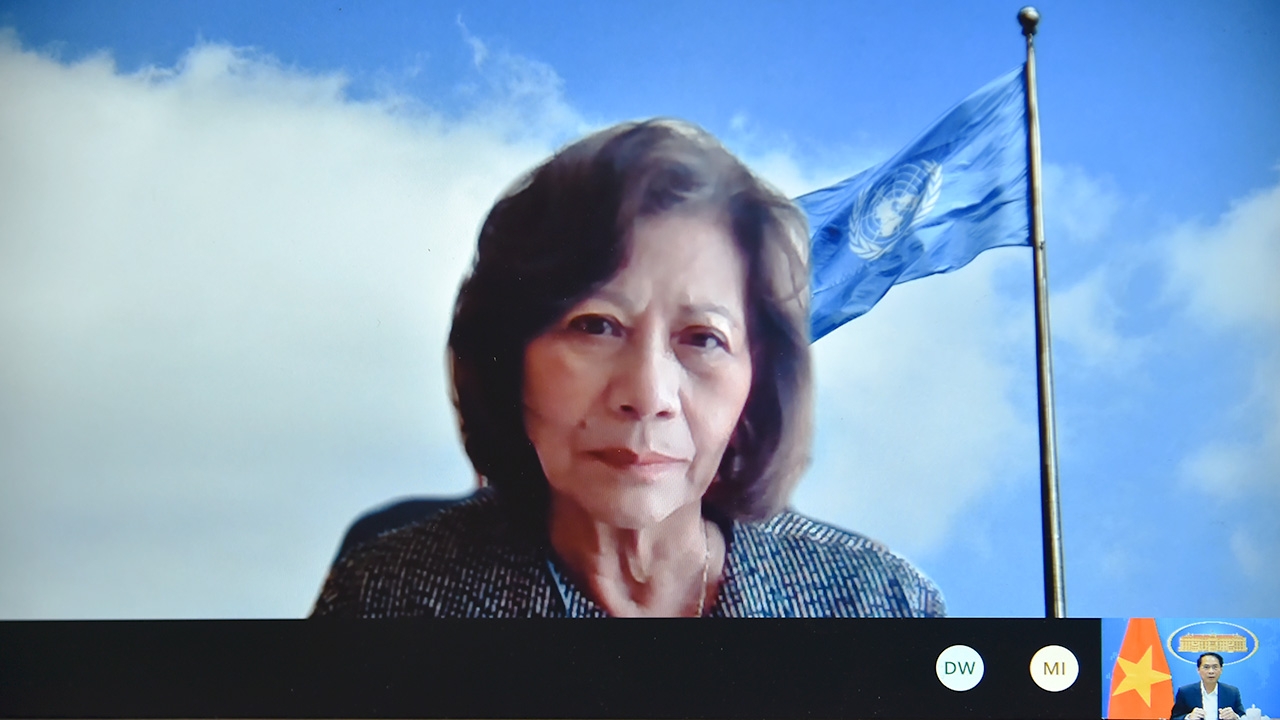 Bộ trưởng Bộ Ngoại giao Bùi Thanh Sơn tiếp Đặc phái viên của Tổng Thư ký Liên hợp quốc về Myanmar