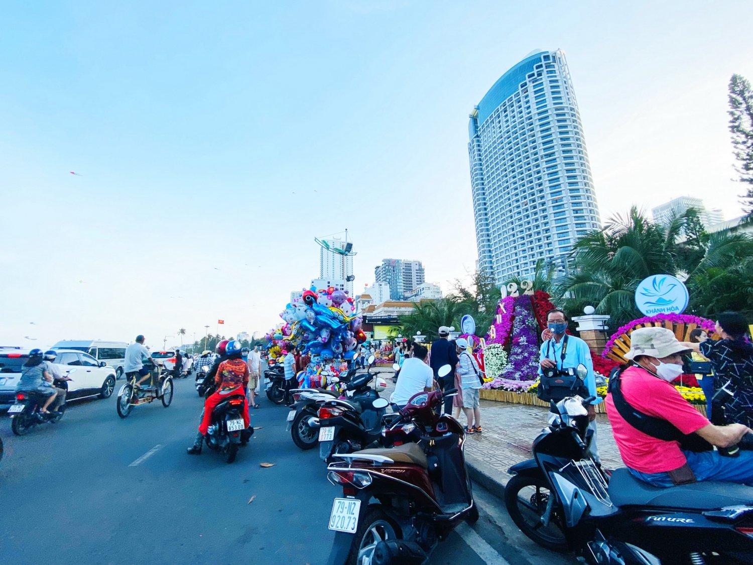 Khánh Hòa phấn đấu đạt 1,2 triệu lượt khách trong năm 2022