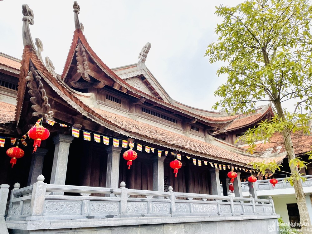 Kiến trúc độc đáo ngôi chùa bằng gỗ lớn nhất xứ Nghệ Kiến trúc độc đáo ngôi chùa bằng gỗ lớn nhất xứ Nghệ