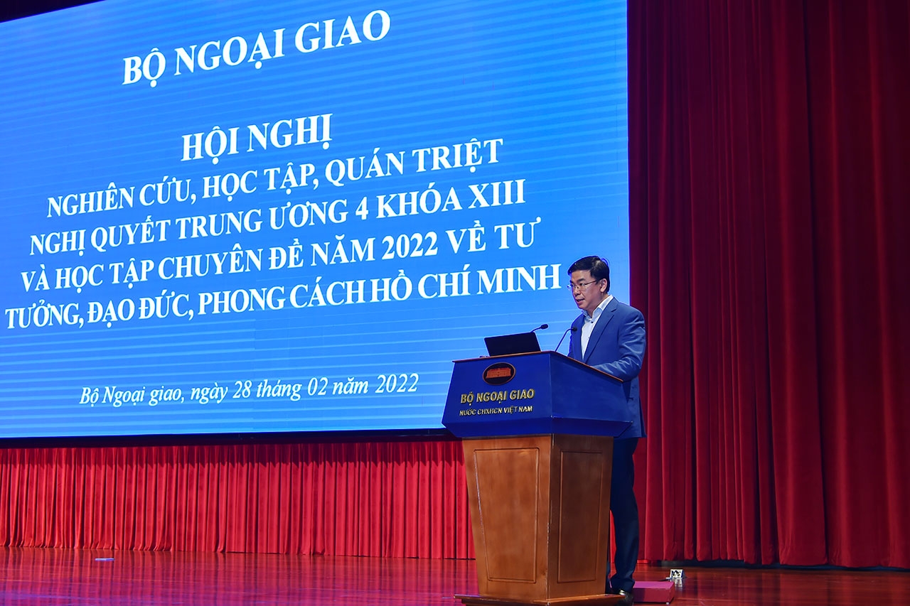 Hội nghị “Nghiên cứu, học tập, quán triệt Nghị quyết Hội nghị  Trung ương 4 khóa XIII và Chuyên đề học tập và làm theo tư tưởng,  đạo đức, phong cách Hồ Chí Minh năm 2022”