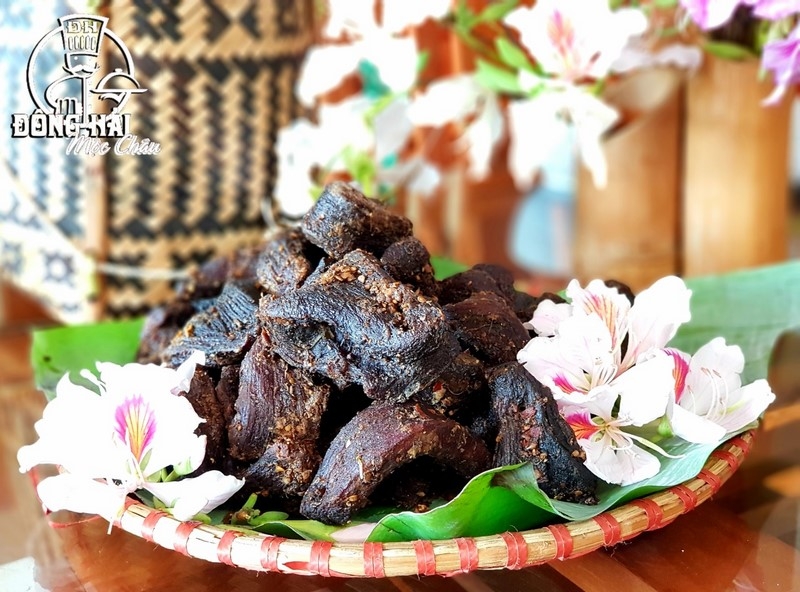 Đẹp ngỡ ngàng hoa ban Mộc Châu tháng Ba