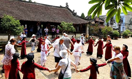 Top 10 điểm đến không thể bỏ lỡ khi đến thành phố Việt Trì