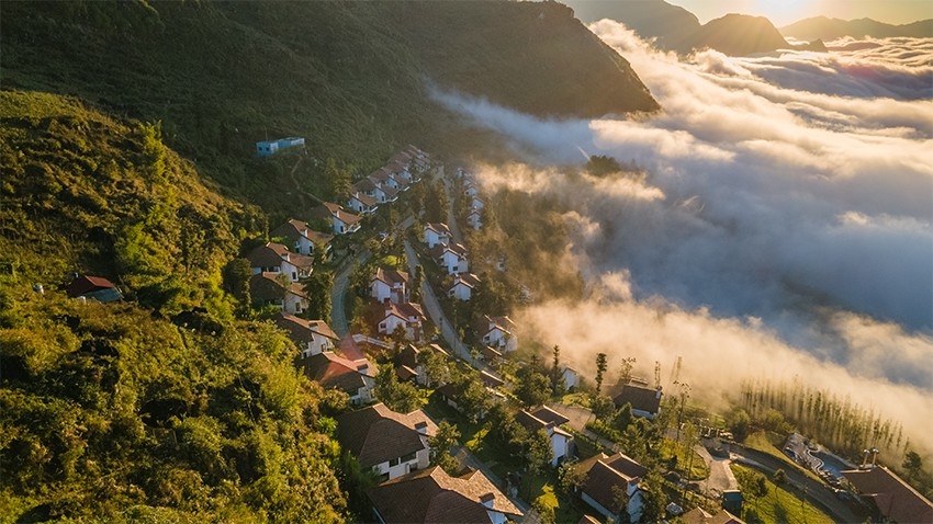 Lung linh “biển mây” Mường Hoa