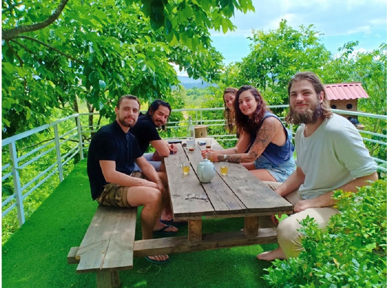 Giới thiệu, quảng bá văn hóa bản địa qua hoạt động homestay
