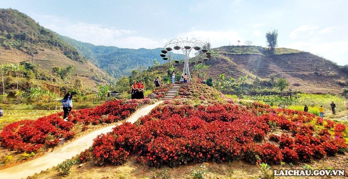 Đến bản Thẳm - Tam Đường trải nghiệm nhiều nét văn hóa độc đáo Đến bản Thẳm - Tam Đường trải nghiệm nhiều nét văn hóa độc đáo