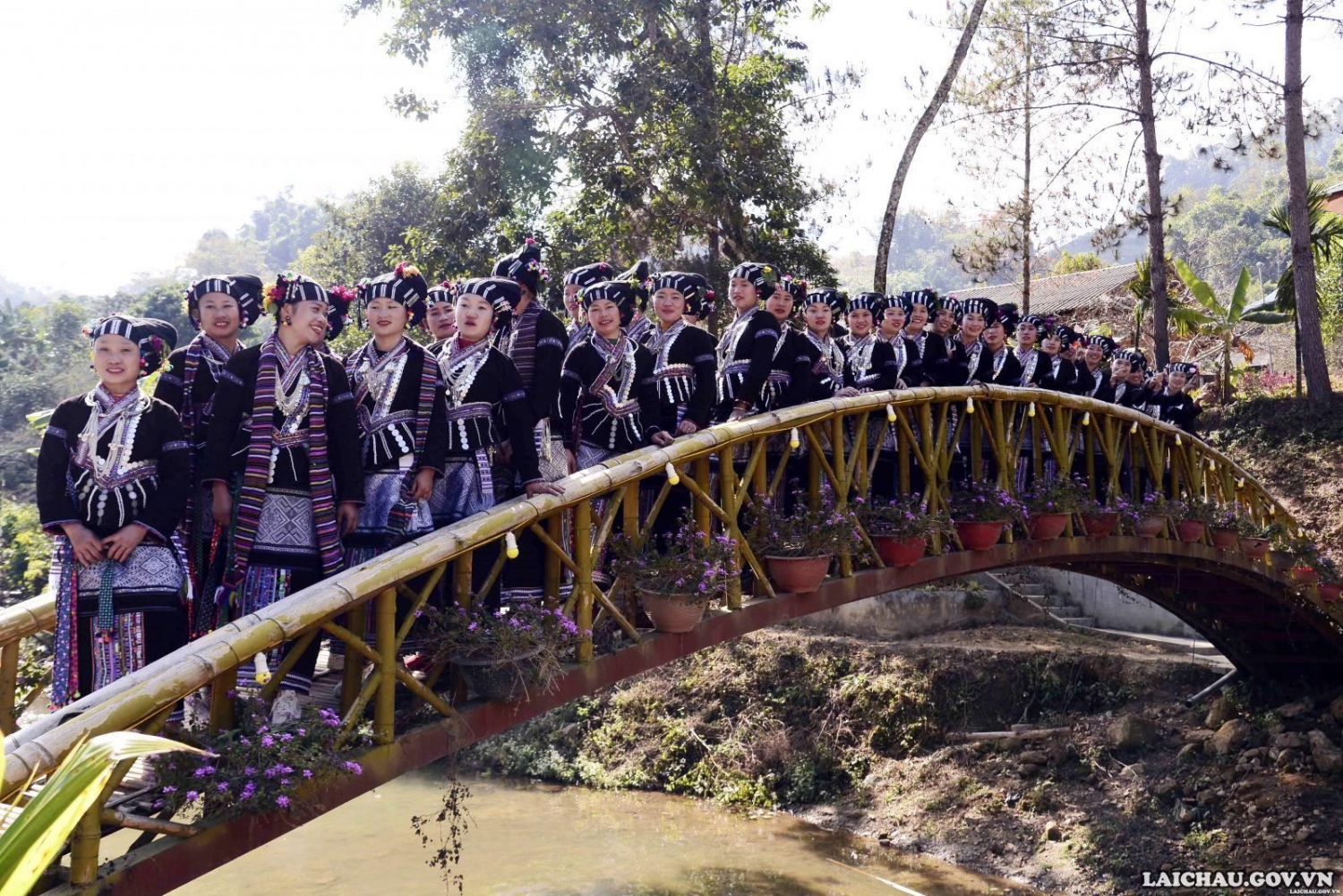 Đến bản Thẳm - Tam Đường trải nghiệm nhiều nét văn hóa độc đáo Đến bản Thẳm - Tam Đường trải nghiệm nhiều nét văn hóa độc đáo