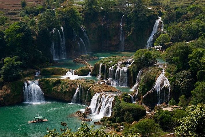 Du lịch Đắk Nông đừng quên ghé hồ Tà Đùng Du lịch Đắk Nông đừng quên ghé hồ Tà Đùng