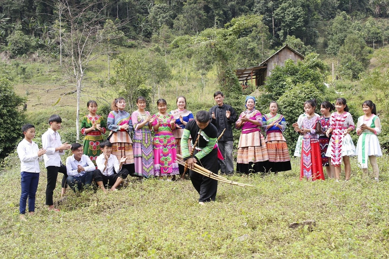 Khu bảo tồn thiên nhiên Nà Hẩu - Nàng tiên xanh của đại ngàn Văn Yên Khu bảo tồn thiên nhiên Nà Hẩu - Nàng tiên xanh của đại ngàn Văn Yên