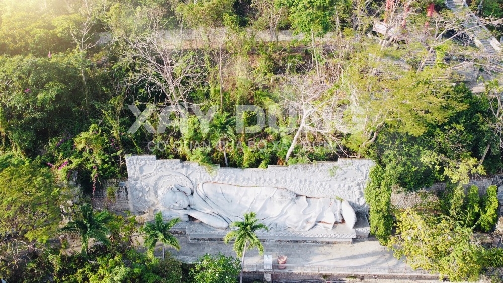 Chùa Long Sơn - Không gian thiền tịnh giữa lòng phố biển