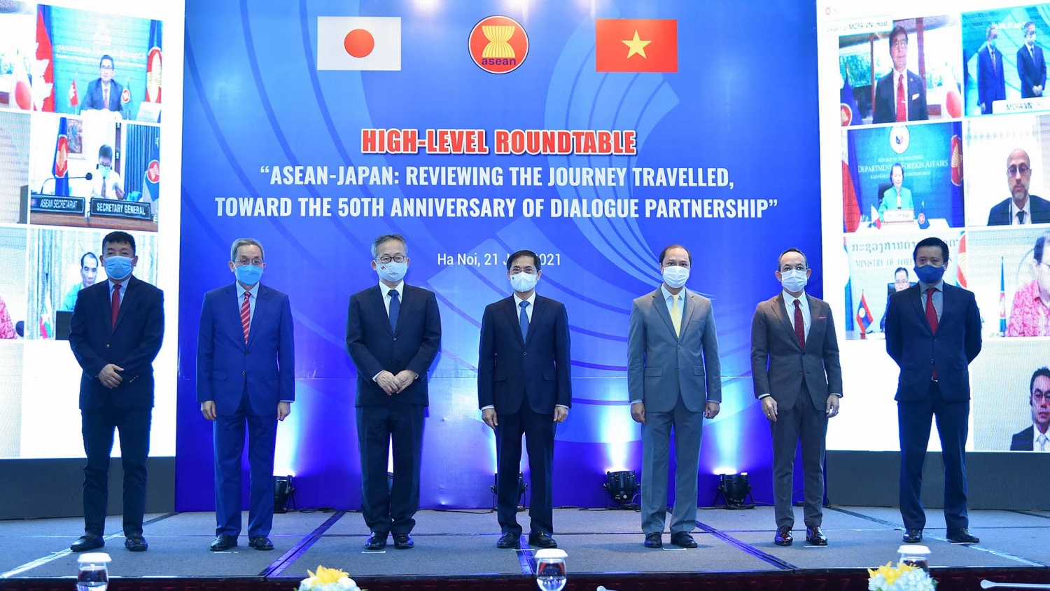Nhìn lại chặng đường đã qua và hướng đến 50 năm quan hệ ASEAN - Nhật Bản