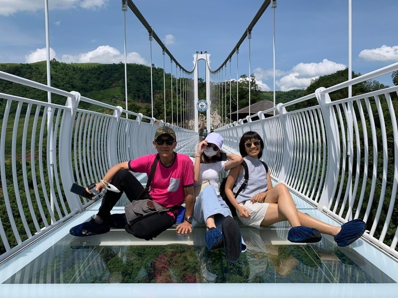 Ấn tượng cầu kính Bạch Long
