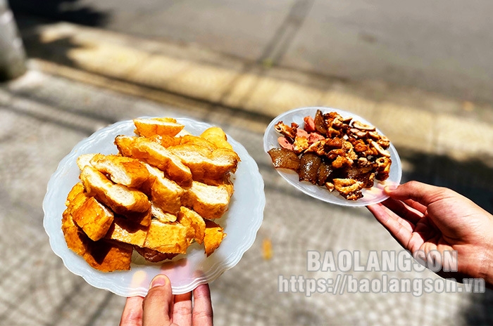 Thơm ngọt hương vị bánh mỳ nướng dầu hào Xứ Lạng