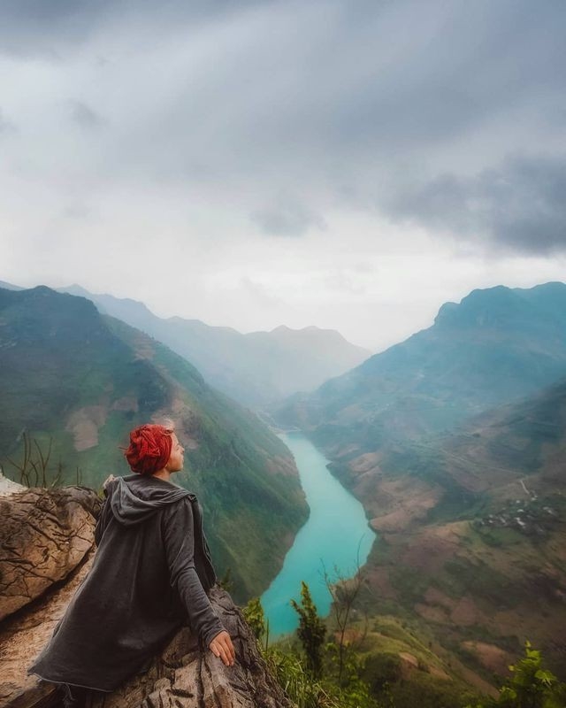 sung sot truoc ve dep cua hem vuc sau nhat dong nam a o ha giang