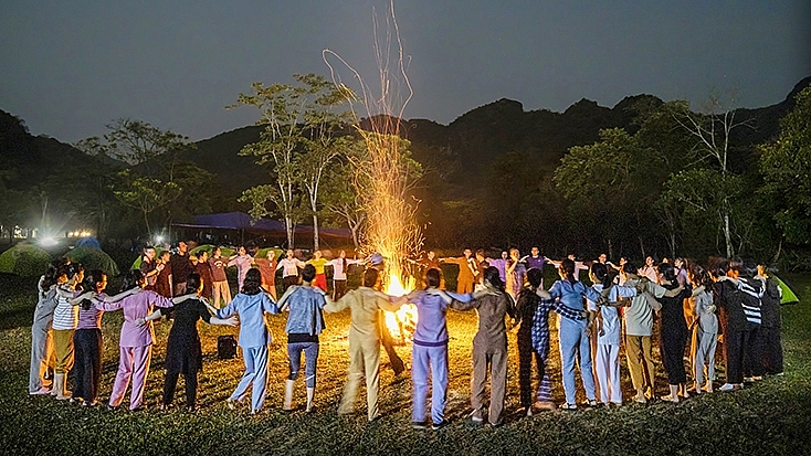 Khám phá hang Kiều…