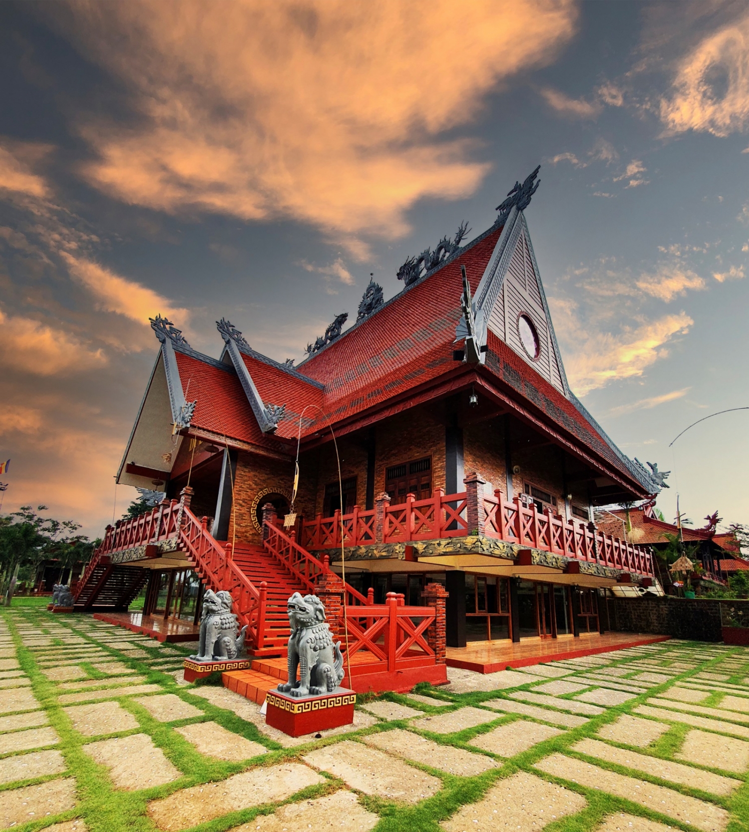 Ngắm khung cảnh bình yên của ngôi chùa lớn nhất Bảo Lộc Ngắm khung cảnh bình yên của ngôi chùa lớn nhất Bảo Lộc