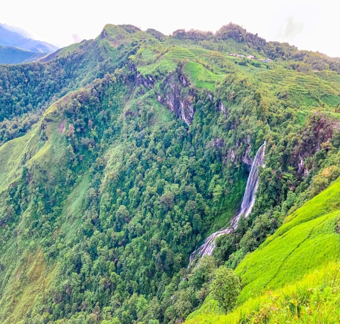 Lai Châu: Vực Thác Sà Dề Phìn - Điểm du lịch tiềm năng của huyện Sìn Hồ