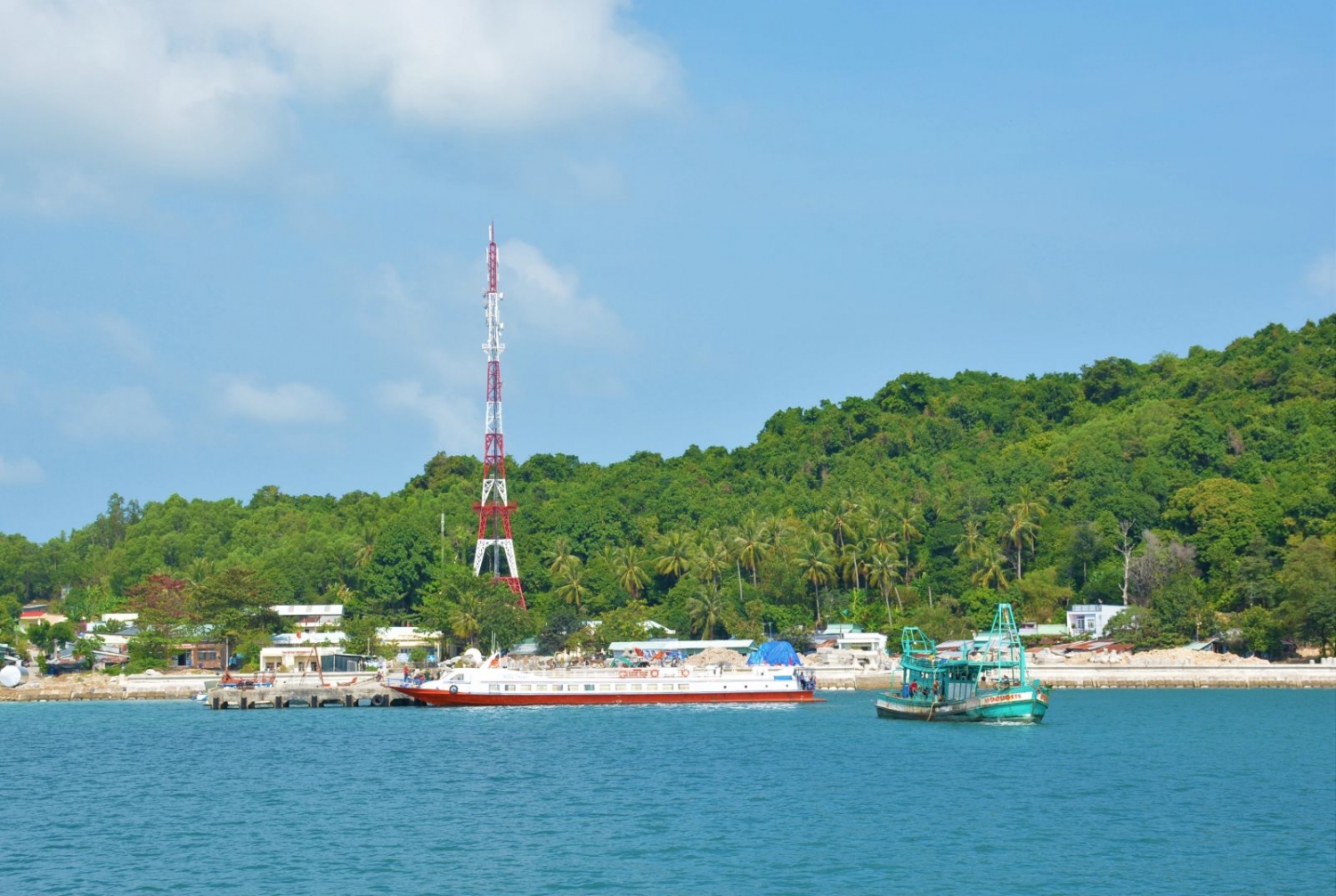 Ngắm vẻ đẹp mê hồn của quần đảo Hải Tặc