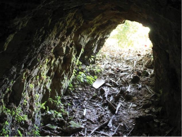 Lên A Lưới, khám phá hang động