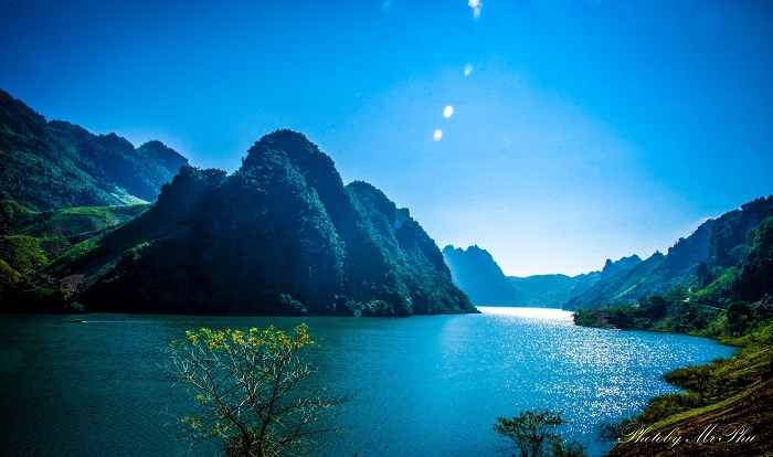 Lên Điện Biên ngắm biển mây trắng bồng bềnh giữa đất trời