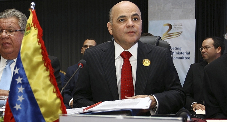 bo truong dau khi venezuela hoan ke hoach chuyen tham nga