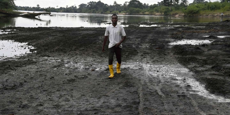 Thái độ của người dân Nigeria với luật dầu khí mới