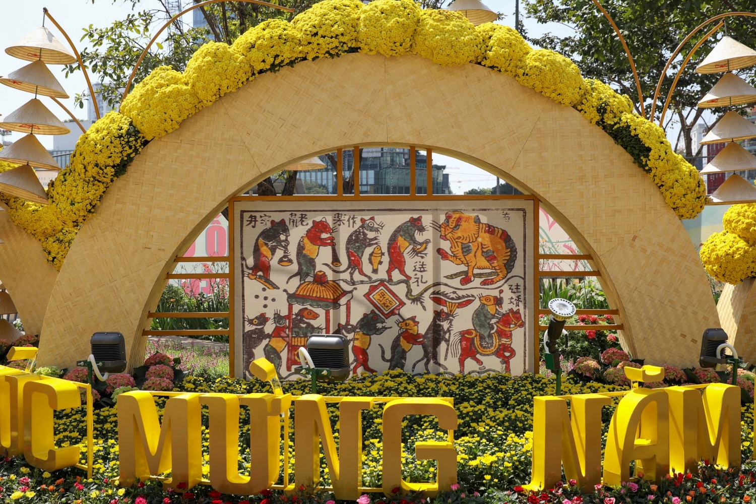 duong hoa nguyen hue truoc ngay khai mac