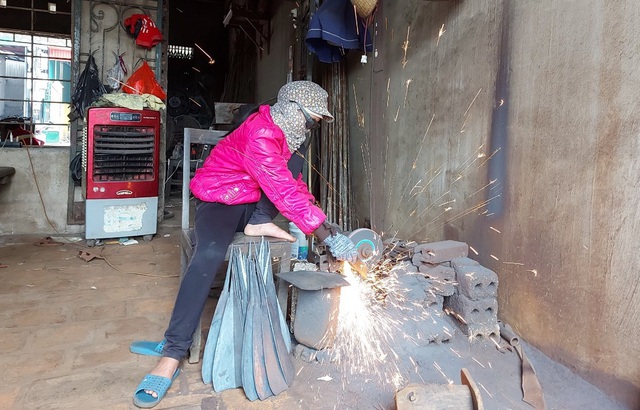 Cận Tết, làng rèn đỏ lửa xuyên đêm - 5