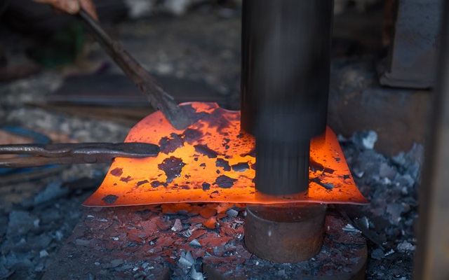 Cận Tết, làng rèn đỏ lửa xuyên đêm - 7