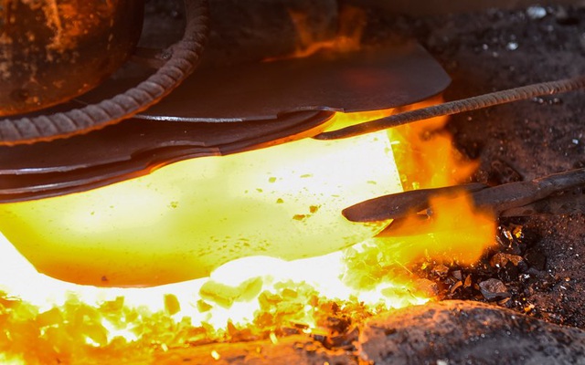 Cận Tết, làng rèn đỏ lửa xuyên đêm - 3