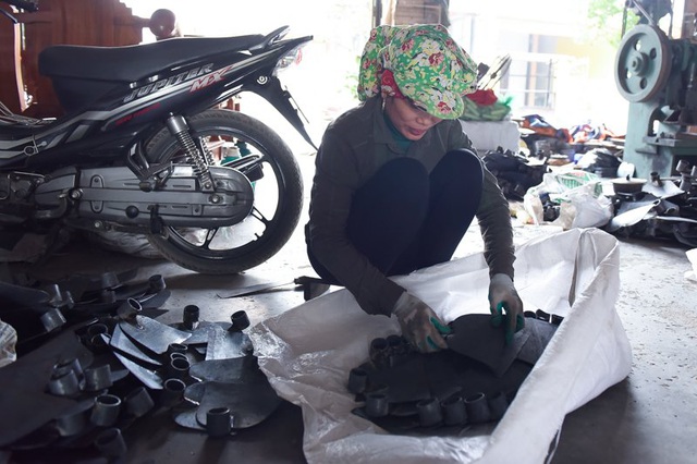 Cận Tết, làng rèn đỏ lửa xuyên đêm - 8