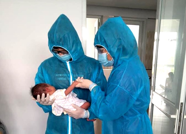 Nhịp sống ngày Tết trong khu cách ly lớn nhất Bình Dương - 6