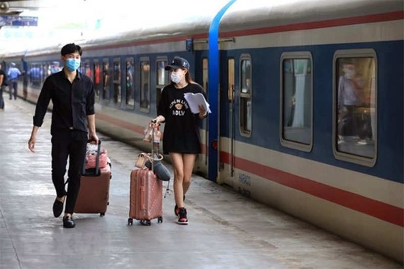 Đường sắt chạy thêm tàu, tăng cường bảo đảm an toàn giao thông dịp lễ 30/4 và 1/5