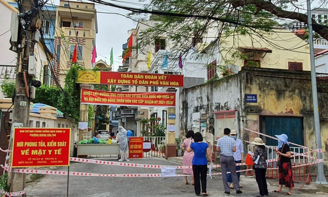 Tròn một tháng Covid-19 tái xuất, cả nước đã lao đao như thế nào? - 5 Tròn một tháng Covid-19 tái xuất, cả nước đã lao đao như thế nào? - 5