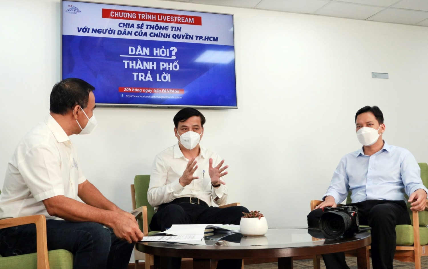 TP HCM: Tiến tới sử dụng ứng dụng thay giấy đi đường